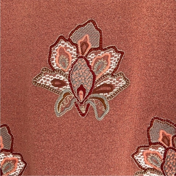 Chloe Oliver‎ Anthropologie Floral Embroidered Appliqué Metallic Padma Тор - Picture 5 of 12